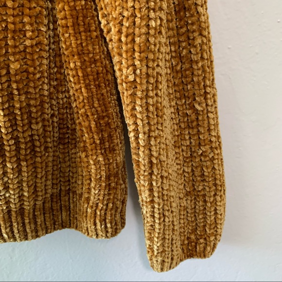 Preloved A New Day Cozy Sweater - Picture 8 of 10